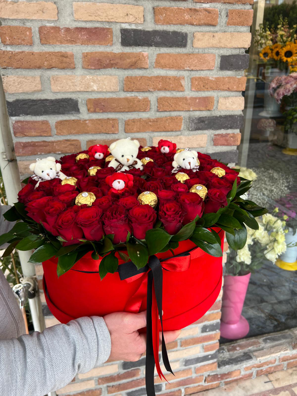  Antalya Lara Florists - ROSE BOX DECORATED WITH CHOCOLATE AND TEDDY BEARS